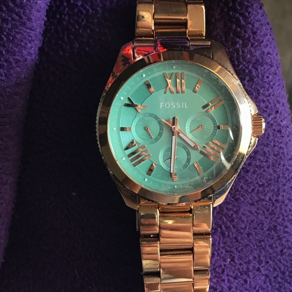 Fossil Cecile Rose Gold Tone Watch - Picture 3 of 3
